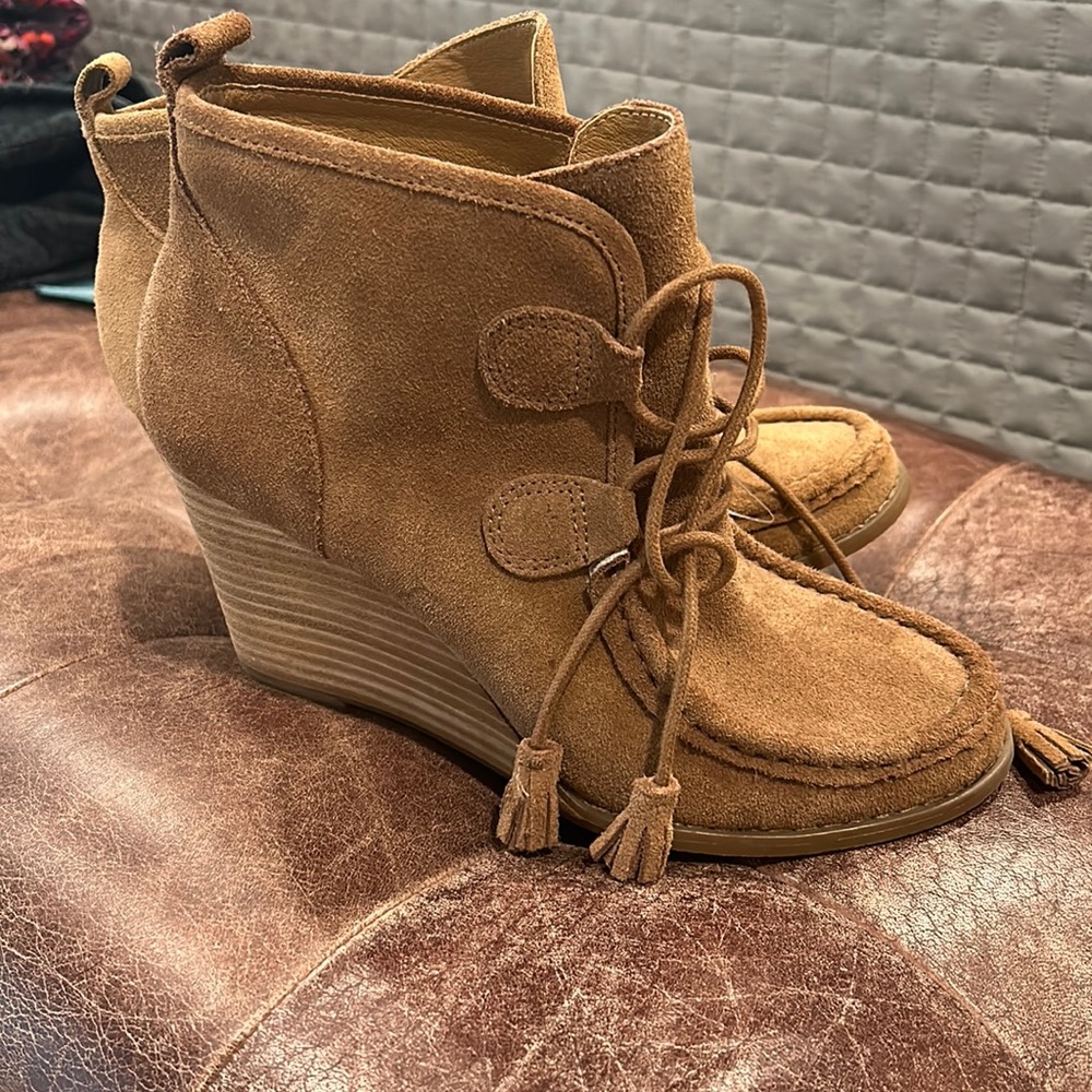Brand new lucky brand women bootie NEW